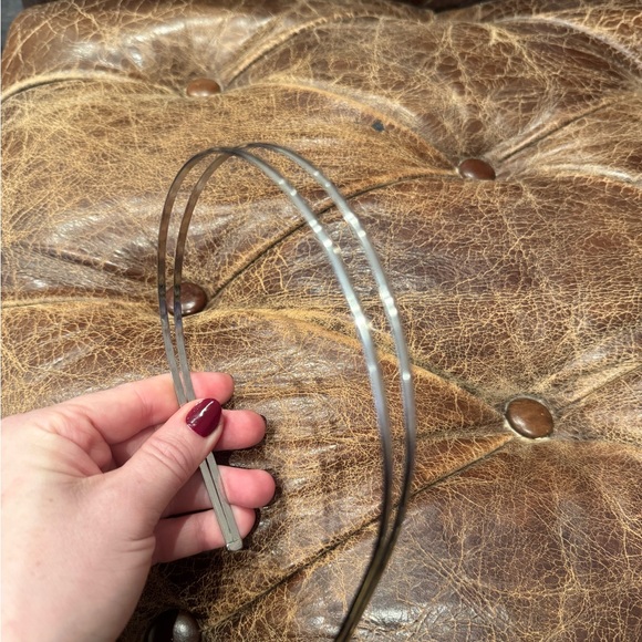 Elegant Black and Silver Headband Set - Picture 3 of 6